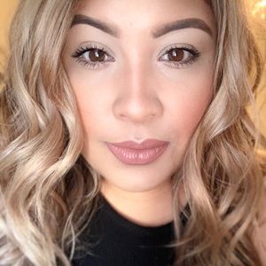 Meet your Posher, Marissa